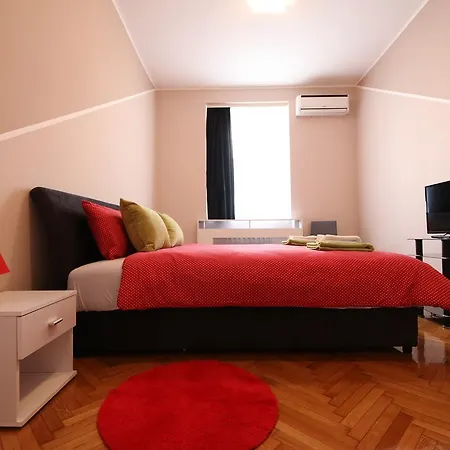 Hostel Fine-2